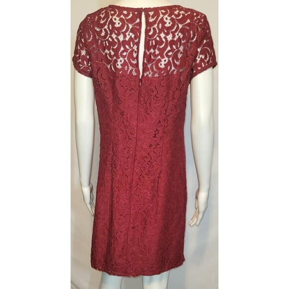 Ann Taylor LOFT Burgundy Layered Lace Shift Dress - Size 8 - Picture 4 of 12